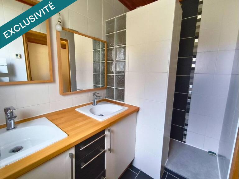 Superbe Plain-Pied de 223 m² à Aydat — photo 1