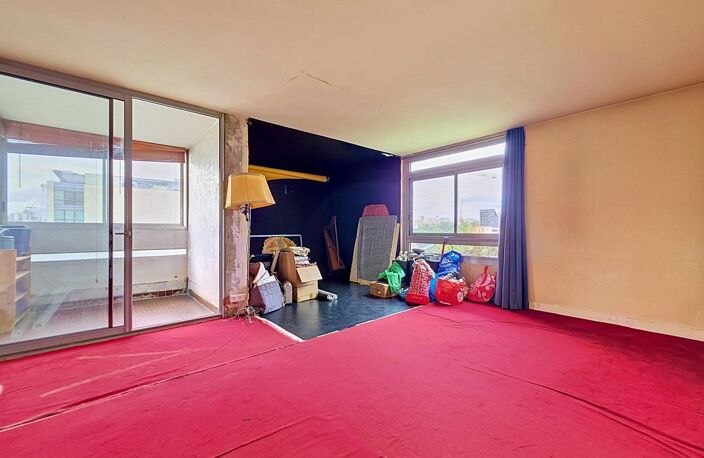 APPARTEMENT A RENOVER 90M² EN LISIERE DE MONTREUIL — photo 3