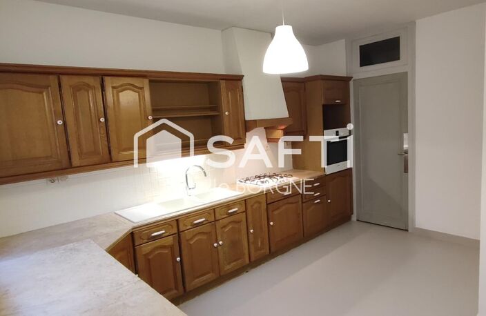 Maison évolutive avec local commercial au coeur de l'Ile Bouchard ou vaste projet familial ! — photo 5