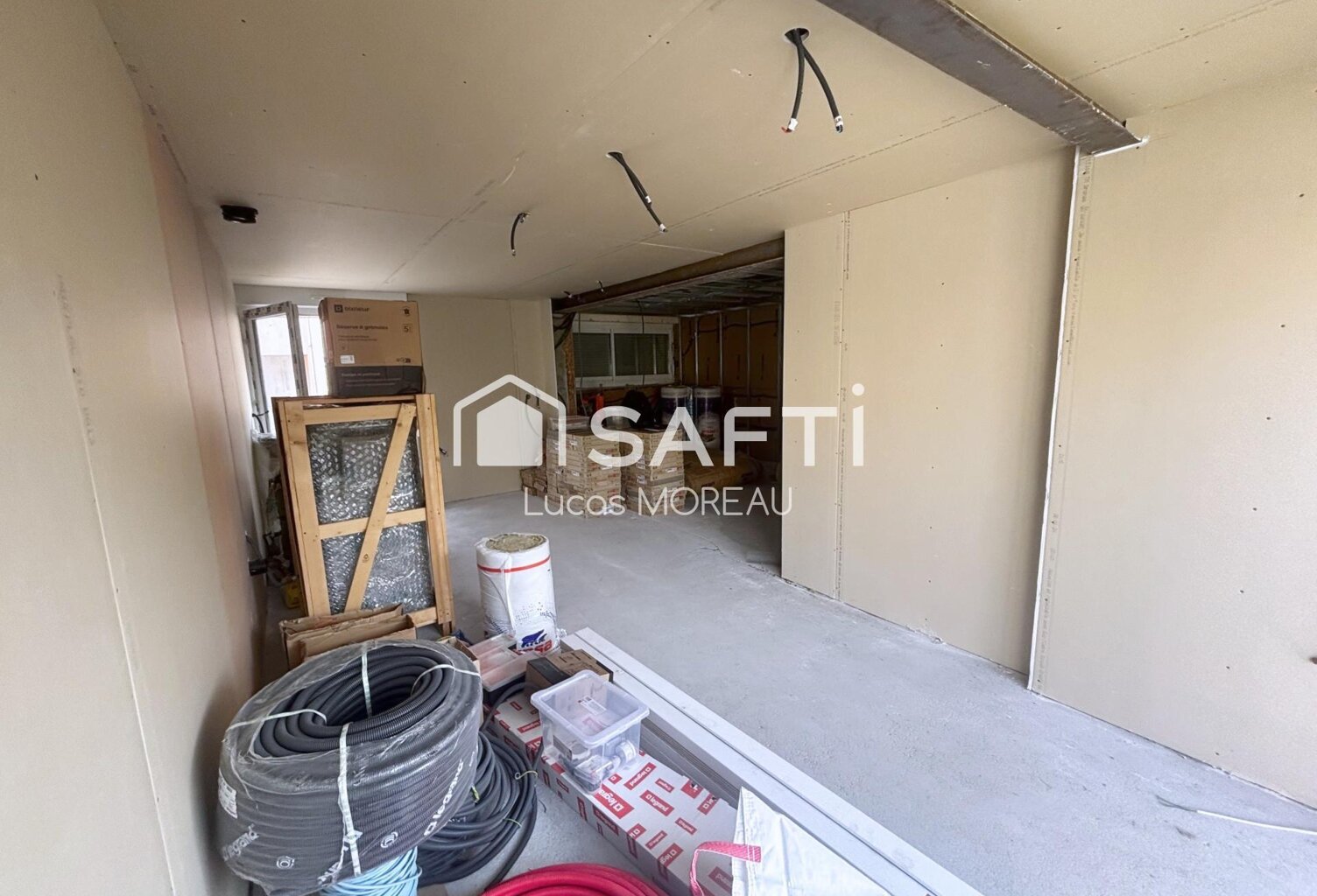 Maison en cours de rénovation à terminer — photo 1