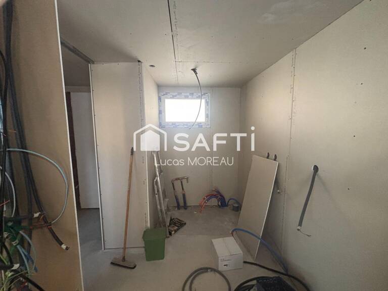Maison en cours de rénovation à terminer — photo 1