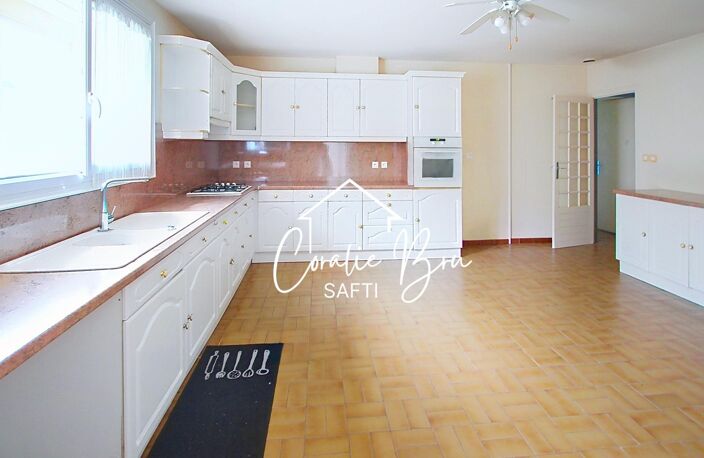 Ensemble immobilier Longère 180m² + maison de rapport 62m² — photo 3