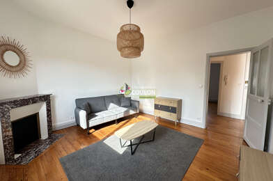 Appartement 3 pièces 705 €