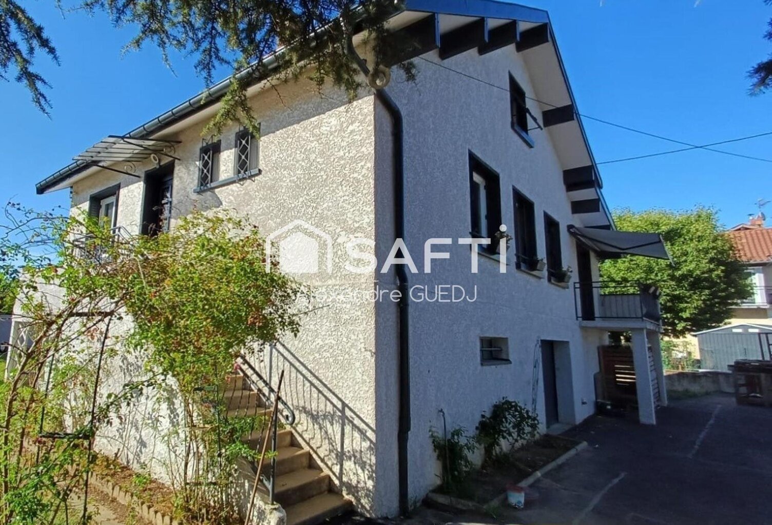 GRANDE MAISON INDIVIDUELLE ENTIEREMENT RENOVEE — photo 1