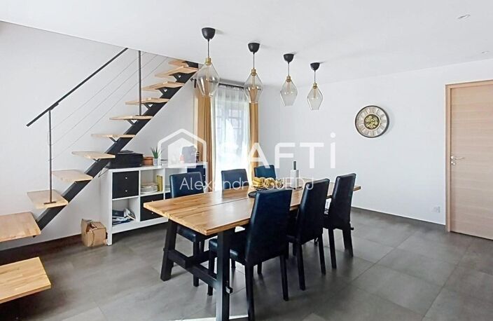 GRANDE MAISON INDIVIDUELLE ENTIEREMENT RENOVEE — photo 2