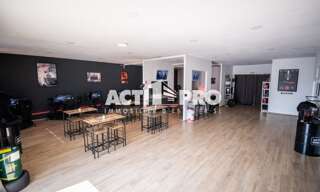 Commerce  225 m² à louer à Cabestany (66330)