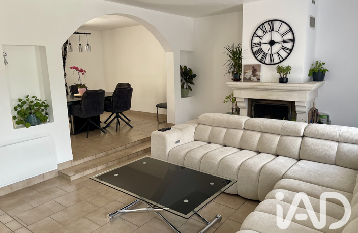 Vente Maison/villa 9 pièces — photo 2