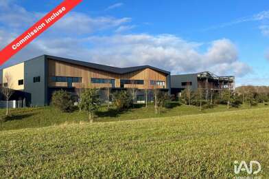 Commerce  735000 €