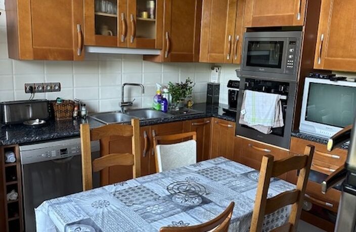 Vente Maison/villa 8 pièces — photo 4