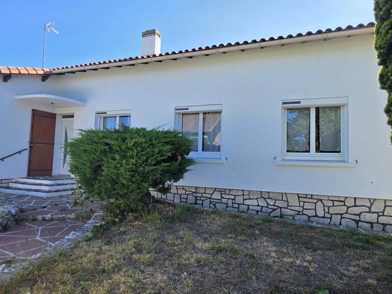 Vente Maison/villa 4 pièces — photo 1