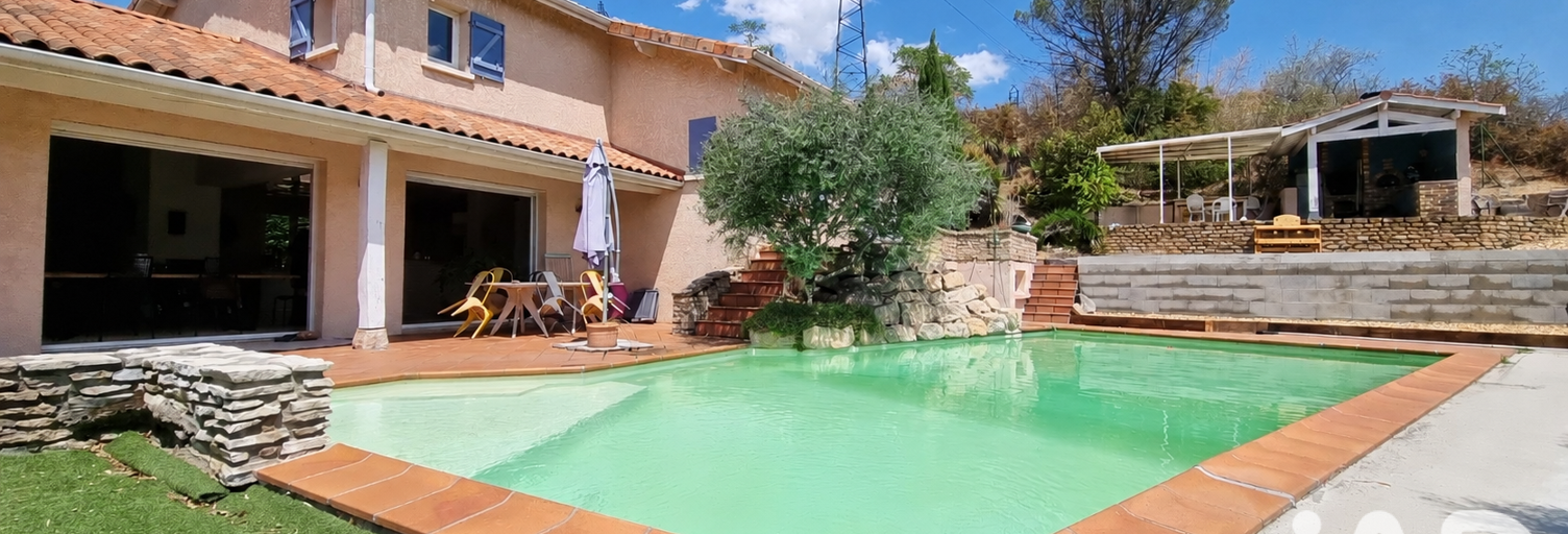Maison 6 Pièces 205 m² à vendre à Saint-Joseph (42800)