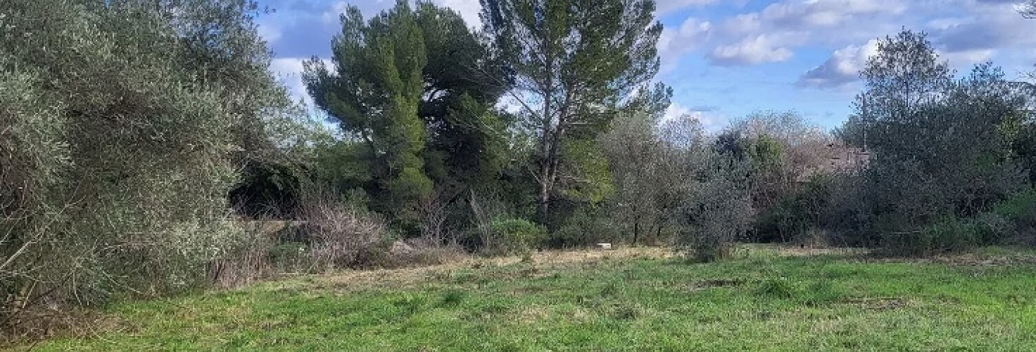 Terrain  420 m² à vendre à Saint-Quentin-la-Poterie (30700)