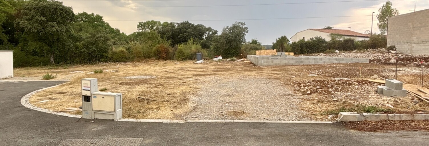 Terrain  420 m² à vendre à Saint-Brès (34670)
