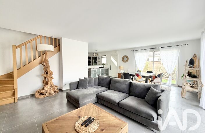 Vente Maison/villa 5 pièces — photo 2