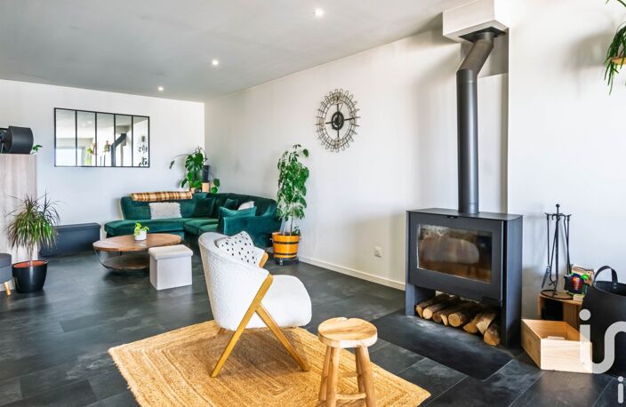Vente Maison de ville 8 pièces — photo 2