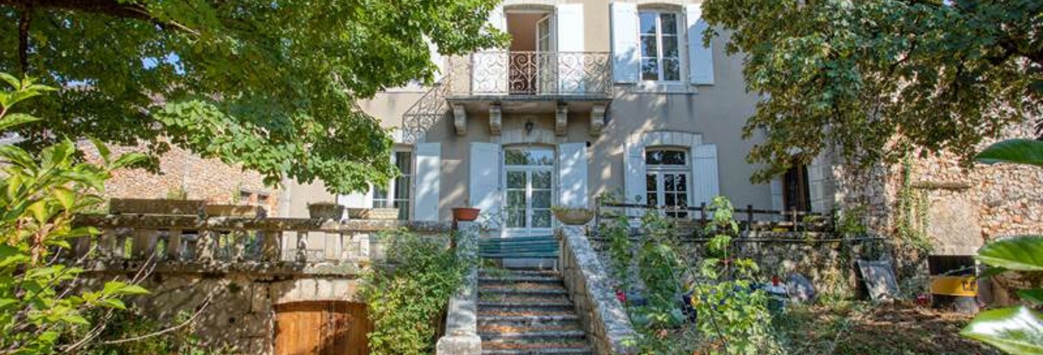 Maison 11 Pièces 400 m² à vendre à Gramat (46500)