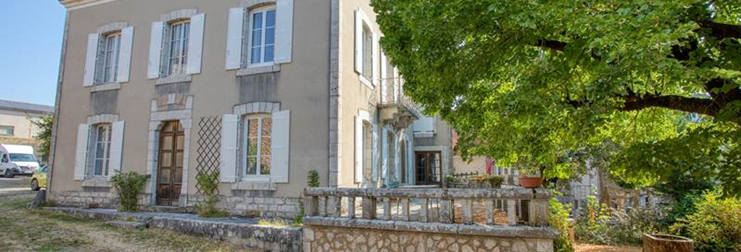 Maison 11 Pièces 400 m² à vendre à Gramat (46500)