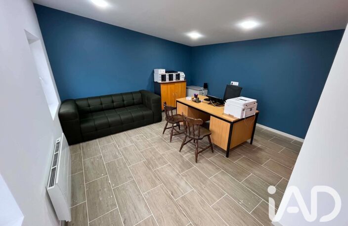 Vente Garage 477 m&sup2; — photo 2