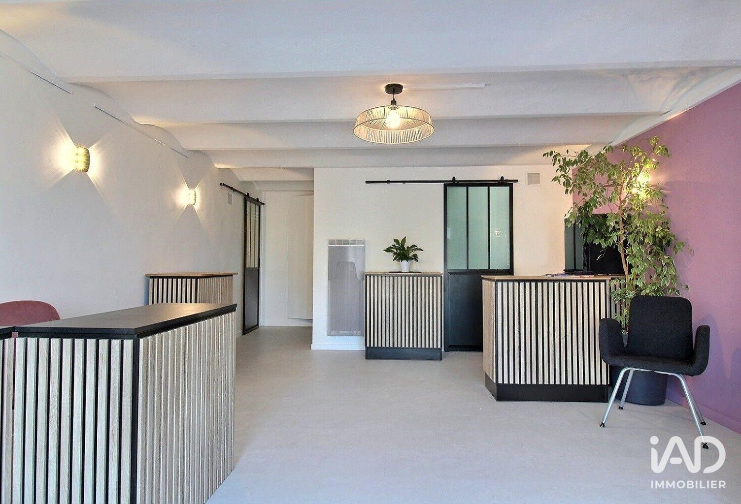 Location Local d'activités 60 m&sup2; — photo 1