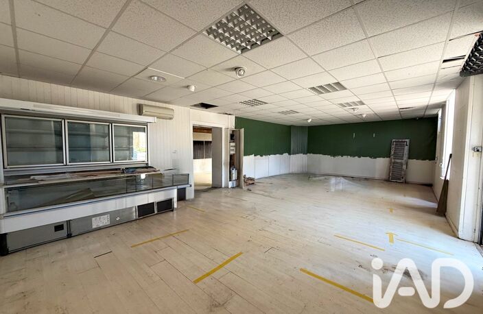 Vente Boutique/Local commercial 106 m&sup2; — photo 2