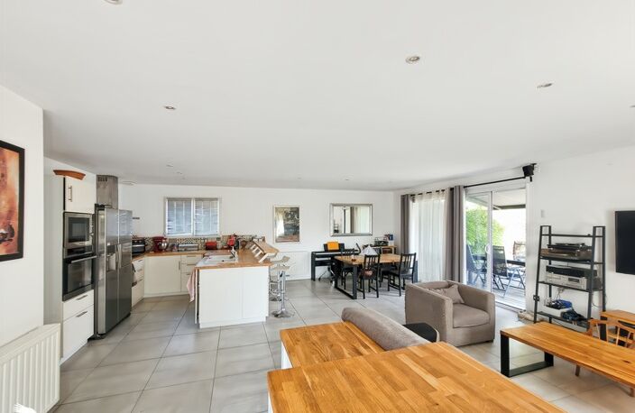 Contemporaine de 5 pièces principales — photo 3