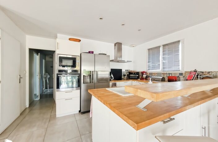 Contemporaine de 5 pièces principales — photo 4