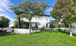 Maison 8 Pièces 246 m² à vendre à Vaux-sur-Mer (17640)