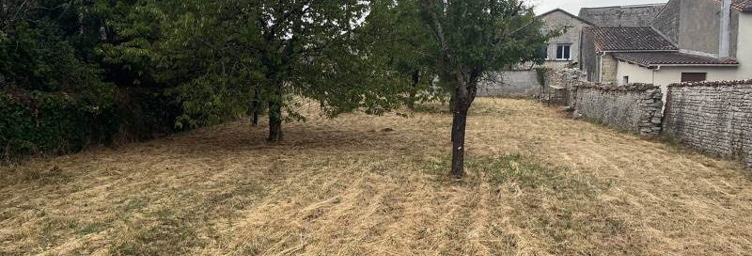 Terrain  790 m² à vendre à Vervant (16330)