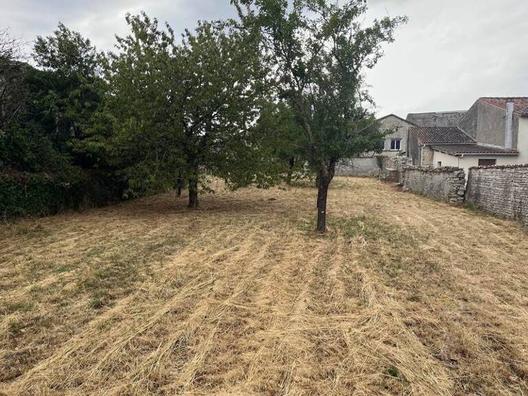 Terrain à bâtir de 0 pièces principales — photo 1