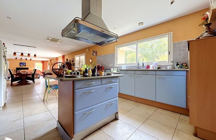 Vente maison 4 pièces 200 m² Peyrehorade (40300) — photo 3