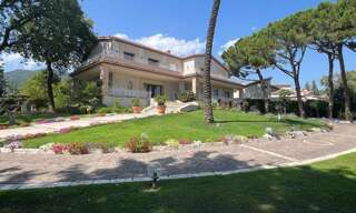 Maison 9 Pièces 800 m² à vendre à Vence (06140)