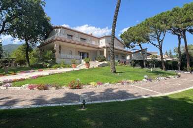 Maison 9 pièces 5400000 €