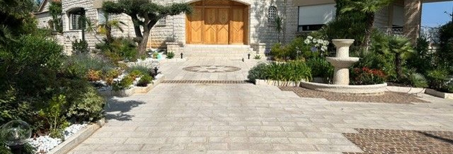 Maison 9 Pièces 800 m² à vendre à Vence (06140)