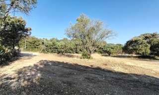 Terrain  1150 m² à vendre à Cucuron (84160)
