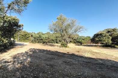 Terrain  220000 €