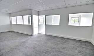 Bureau 3 Pièces 77 m² à louer à Trappes (78190)