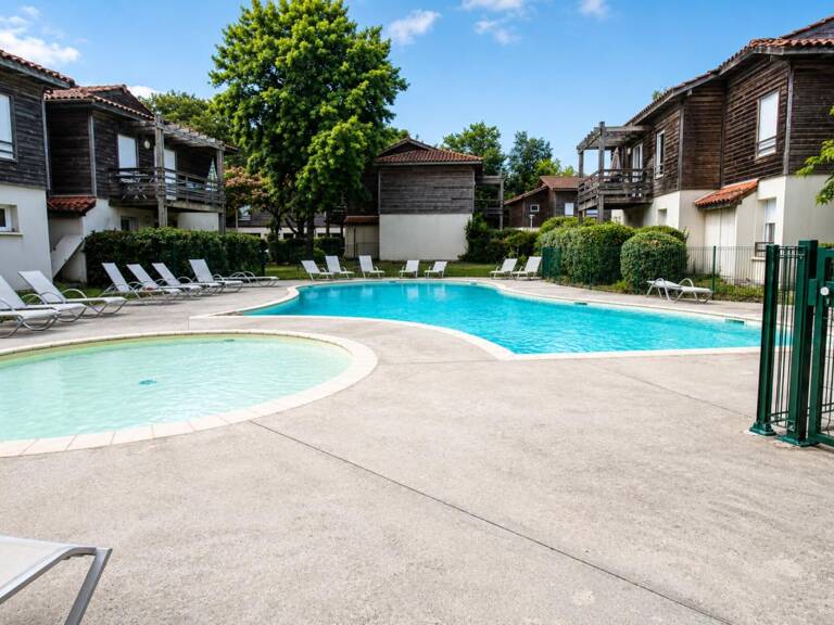 AUREILHAN - 40 - Appartement T2 30 m2  meublé avec terrasse et parking — photo 1