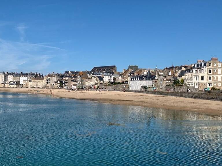Saint-Malo – Saint-Servan Élégant duplex de caractère – 69 m² habitables (92 m² au sol) — photo 1