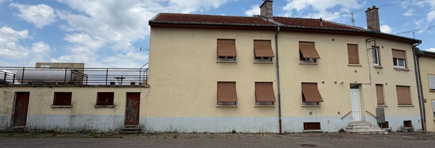 Immeuble  130 m² à vendre à Croismare (54300)