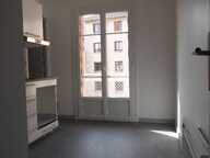 Appartement grand T2 de 55,26 m2 Salon Centre — photo 3