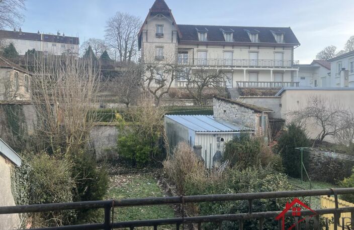 Maison de 166 m2 habitables sur trois étages. Terrain 407 m2 — photo 2