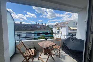 Appartement 3 pièces 1045 €