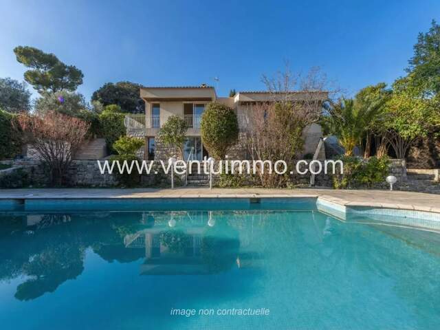 Maison mitoyenne de 111 m² avec piscine à Mougins — photo du bien
