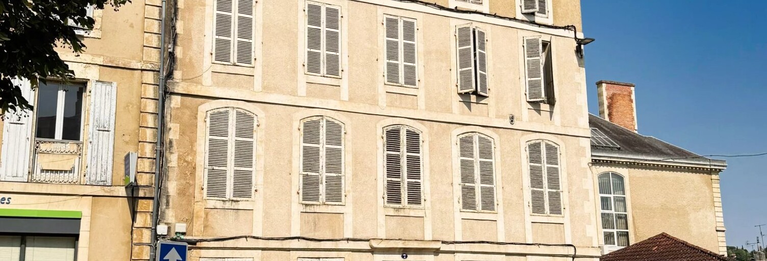 Immeuble  255 m² à vendre à Auch (32000)