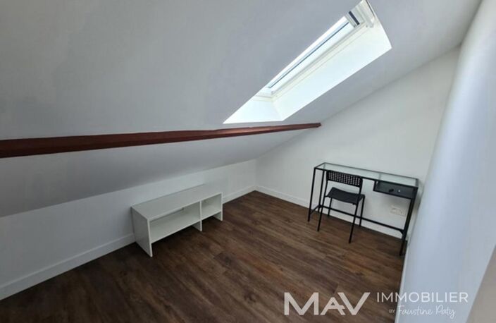 LENS - BELLE CHAMBRE AVEC SALLE DE DOUCHE ET WC PRIVES — photo 3