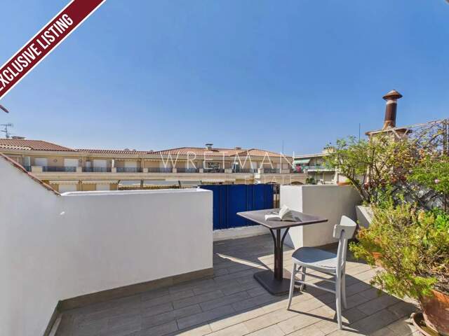 Appartement loft en dernier étage avec terrasse, aperçu mer - Me — photo du bien
