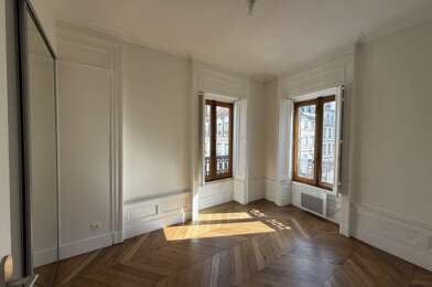 Appartement 4 pièces 1490 €