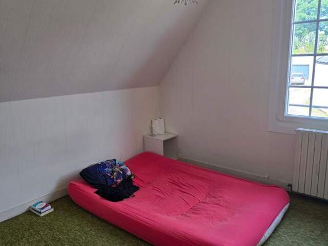 Chambre de 17m2 à louer sur Melesse — photo du bien