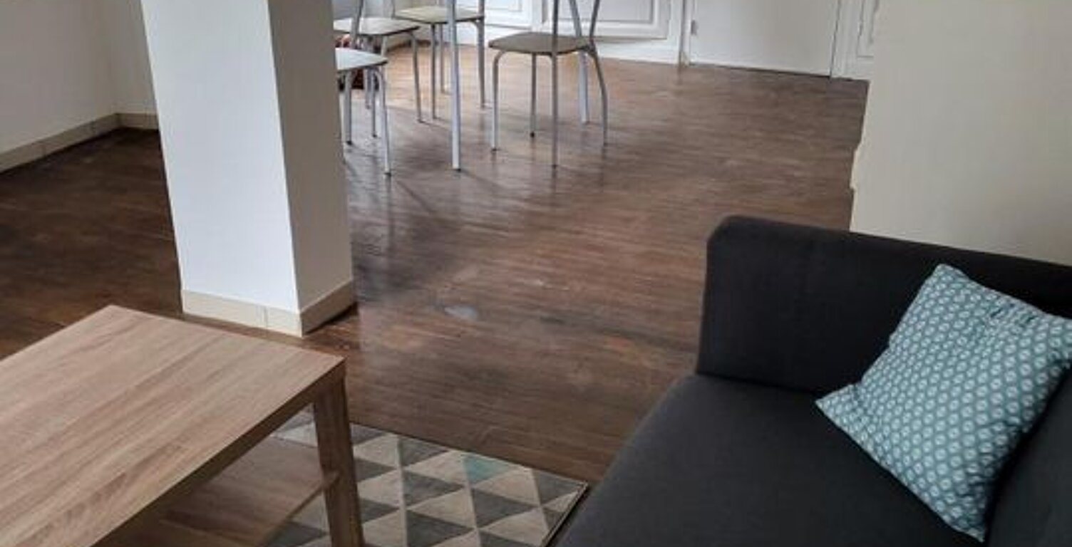 Appartement de 47m2 à louer sur Villeneuve-sur-Yonne — photo 1