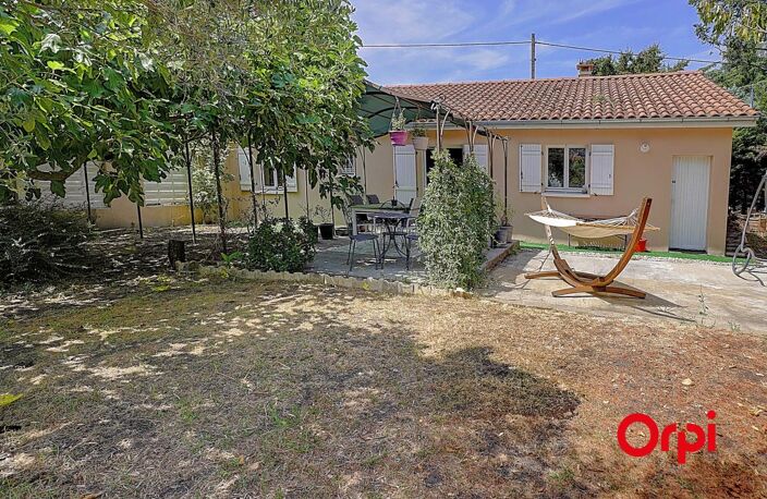 Exclusivité Orpi - Plain-pied avec terrain à La Grand-Croix — photo 3
